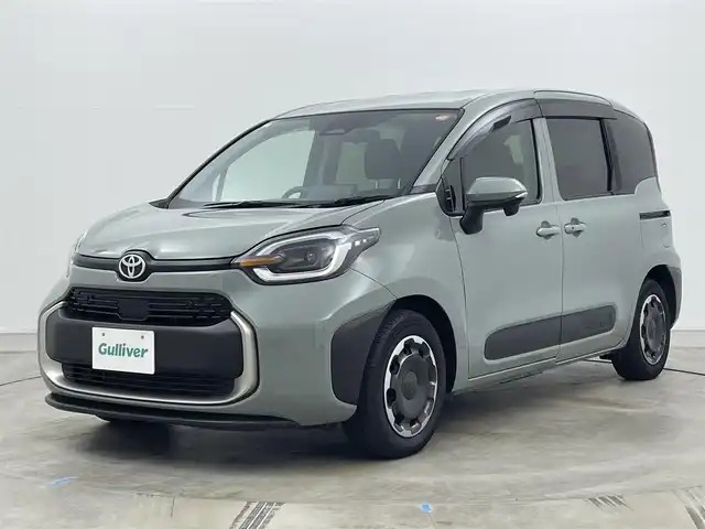 トヨタ シエンタ ハイブリッド Z 岡山県 2023(令5)年 1.5万km アーバンカーキ 純正10.5インチディスプレイオーディオ/地デジ/Bluetooth/USB/カープレイ/パノラミックビューモニター/ビルトインETC/レーダークルーズコントロール/シートヒーター /ステアリングヒーター/ブラインドスポットモニター/両側パワースライドドア/LEDヘッドライト/オートライト /コーナーセンサー /プリクラッシュセーフティ/オートハイビーム /プッシュスタート /スマートキー