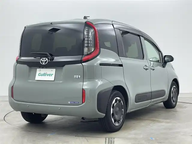 トヨタ シエンタ ハイブリッド Z 岡山県 2023(令5)年 1.5万km アーバンカーキ 純正10.5インチディスプレイオーディオ/地デジ/Bluetooth/USB/カープレイ/パノラミックビューモニター/ビルトインETC/レーダークルーズコントロール/シートヒーター /ステアリングヒーター/ブラインドスポットモニター/両側パワースライドドア/LEDヘッドライト/オートライト /コーナーセンサー /プリクラッシュセーフティ/オートハイビーム /プッシュスタート /スマートキー