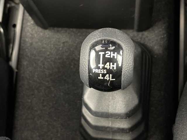 スズキ ジムニー XC 愛知県 2022(令4)年 2.5万km ブルーイッシュブラックパール3 禁煙車/４WD/ターボ/ワンオーナー/アルパイン製11インチディスプレイオーディオ/（AndroidAuto/AppleCarPlay/Bluetooth）/バックカメラ/スズキセーフティサポート/・衝突軽減ブレーキ/・レーンキープアシスト/・オートマチックハイビーム/クルーズコントロール/デジタルインナーミラー/ETC/ドライブレコーダー/前席シートヒーター/アイドリングストップ/ダウンヒルアシスト/純正15インチアルミホイール/スマートキー/スペアキー1本/プッシュスタート/LEDヘッドライト/オートライト/フロントフォグランプ/ヘッドライトウォッシャー/横滑り防止装置