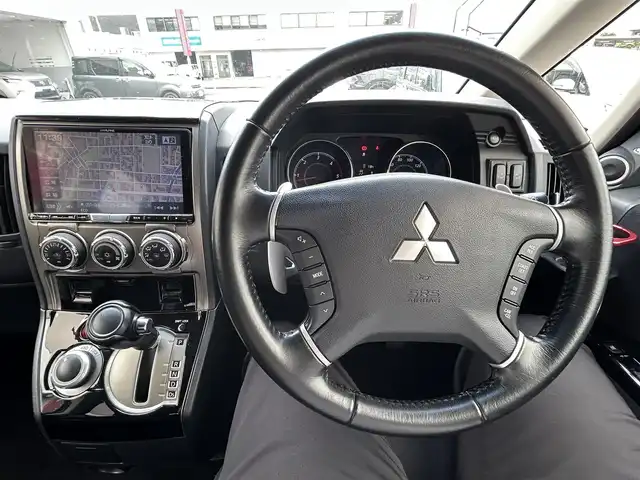 三菱 デリカＤ：５ D－Power package 群馬県 2013(平25)年 10.1万km ダイヤモンドブラックマイカ ワンオーナー/フルセグテレビ/バックカメラ/両側パワースライドドア/ETC/フリップダウンモニター/保証書あり/取扱説明書あり