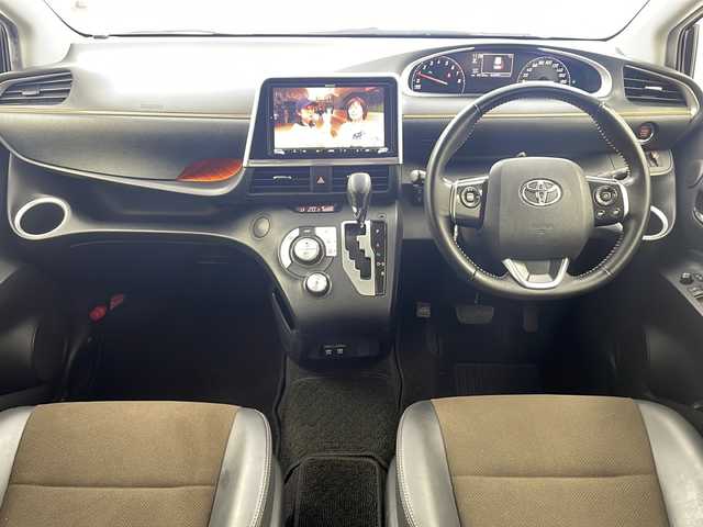 トヨタ シエンタ ファンベースG クエロ 大阪府 2020(令2)年 4.4万km ブラックマイカ KENWOOD 9インチナビ　MDV-M906HDL/【BT/フルセグTV/ipod/USB/HDMI/DVD]/アラウンドビューモニター/ドライブレコーダー前後　DRV-MR745/ビルトインETC/衝突被害軽減システム/レーンキープアシスト/横滑り防止装置/コーナーセンサー前後/オートライト/オートマチックハイビーム/両側パワースライドドア/アイドリングストップ/純正１６インチアルミホイール/純正フロアマット/ハーフレザーシート/スマートキー