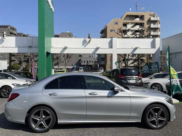 メルセデス・ベンツ Ｃ２２０ｄ 東京都 2016(平28)年 5.8万km イリジウムシルバー 純正ナビ/（フルセグ/BT/CD/DVD/FM/AM）/アダプティブクルーズコントロール/レーンキープアシスト/ブラインドスポットモニター/コーナーセンサー/バックカメラ/パドルシフト/レザーシート/パワーシート（D/N）/シートヒーター（D/N）/プッシュスタート/スマートキー/ETC2.0/純正１８インチアルミ