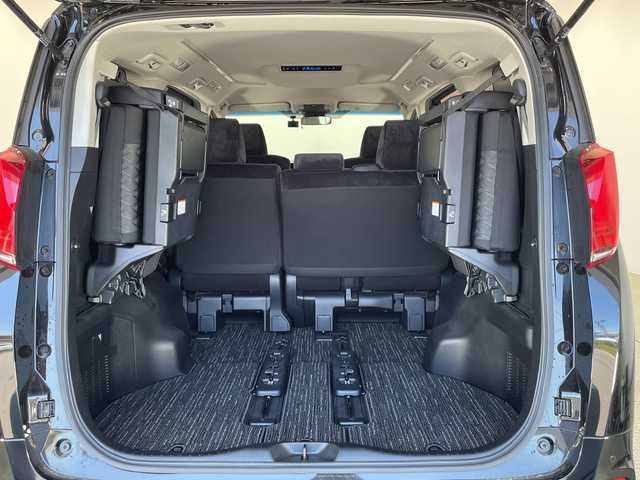 トヨタ アルファード S 栃木県 2020(令2)年 2.4万km ブラック ディスプレイオーディオ/メモリーナビ/（CD/DVD/Bluetooth/USB）/バックカメラ/トヨタセーフティセンス/ビルトインETC/両側パワースライドドア/オートライト/LEDヘッドライト/横滑り防止装置/フォグランプ/スマートキー/プッシュスタート/ステアリングスイッチ/革巻きステアリング/電動格納ミラー/純正アルミホイール/純正フロアマット