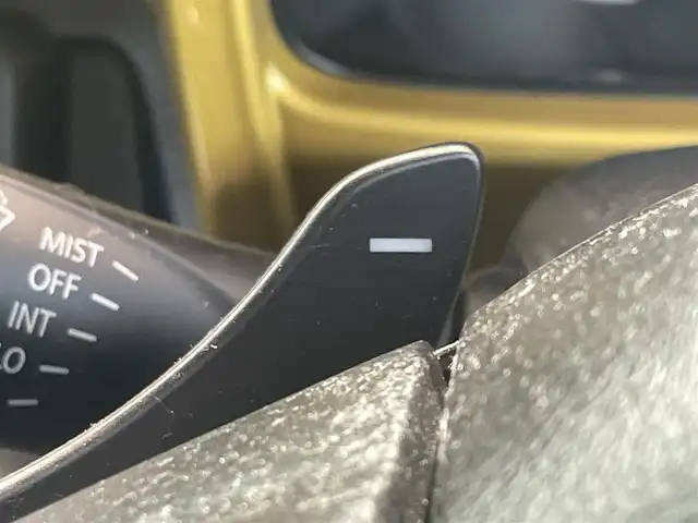 スズキ クロスビー HYBRID MZ 和歌山県 2020(令2)年 3.4万km クラレットレッドメタリック 社外7インチナビ（AVN137M)/全方位カメラ/衝突軽減ブレーキ/クルーズコントロール/オートライト/後方コーナーセンサー/ビルトインETC/柿本マフラー/タコメーター/パドルシフト/シートヒーター/LEDヘッドライト/フォグランプ/ドアバイザー/電格ミラー