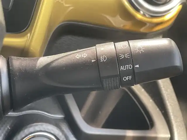 スズキ クロスビー HYBRID MZ 和歌山県 2020(令2)年 3.4万km クラレットレッドメタリック 社外7インチナビ（AVN137M)/全方位カメラ/衝突軽減ブレーキ/クルーズコントロール/オートライト/後方コーナーセンサー/ビルトインETC/柿本マフラー/タコメーター/パドルシフト/シートヒーター/LEDヘッドライト/フォグランプ/ドアバイザー/電格ミラー