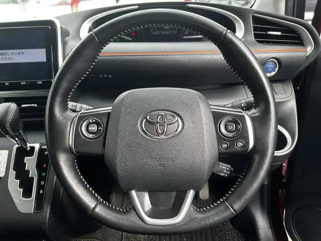 トヨタ シエンタ ハイブリッド G クエロ 滋賀県 2018(平30)年 6万km ブラックマイカ/センシュアルレッドマイカ 純正９インチナビ/・フルセグ・Bluetooth・CD・DVD・USB/トヨタセーフティーセンス/全方位カメラ/デジタルインナーミラー/ハーフレザーシート/シートヒーター/ステアリングヒーター/両側パワースライドドア/ETC/オートライト/オートハイビーム/前後ドライブレコーダー/前後ソナー/純正16インチアルミホイール