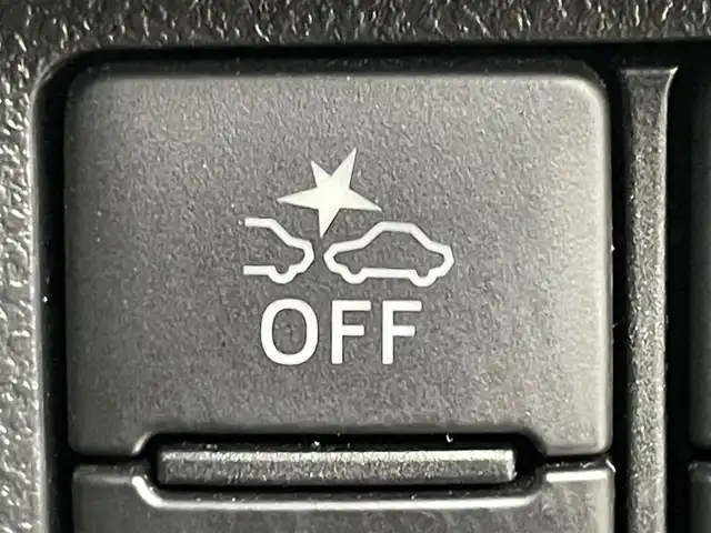 ダイハツ キャスト アクティバ G SAⅢ 岡山県 2018(平30)年 4.4万km オフビートカーキM 純正ナビ　「NMZM-W68D」/　「BT/フルセグ/DVD/CD/USB」　/全方位カメラ　/オートハイビーム　/ＬＥＤヘッドライト（AUTO機能付き）　/ＥＴＣ　/衝突被害軽減システム　/車線逸脱防止システム　/ドライブレコーダー　/ヘッドライトレベライザー　/純正ドアバイザー/フォグランプ/アイドリングストップ　/禁煙車/スマートキー×1/プッシュスタート