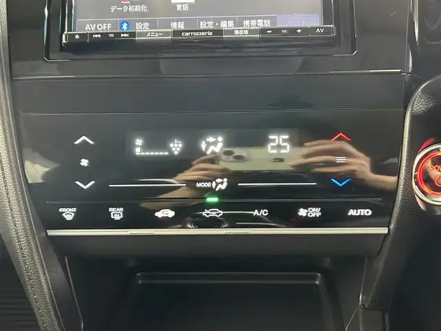 ホンダ シャトル ハイブリッド ホンダセンシング 大阪府 2020(令2)年 2.8万km ルナシルバーM 社外ナビ　衝突軽減ブレーキ　レーンアシスト　レーダークルーズコントロール　スマートキー　プッシュスタート　オートエアコン　ビルトインＥＴＣ　電動格納ミラー　Ｂｌｕｅｔｏｏｔｈ　横滑り防止装置　ｅｃｏｎ