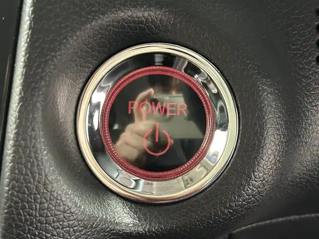 ホンダ シャトル ハイブリッド ホンダセンシング 大阪府 2020(令2)年 2.8万km ルナシルバーM 社外ナビ　衝突軽減ブレーキ　レーンアシスト　レーダークルーズコントロール　スマートキー　プッシュスタート　オートエアコン　ビルトインＥＴＣ　電動格納ミラー　Ｂｌｕｅｔｏｏｔｈ　横滑り防止装置　ｅｃｏｎ