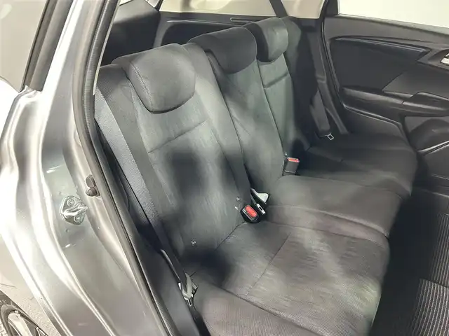 ホンダ シャトル ハイブリッド ホンダセンシング 大阪府 2020(令2)年 2.8万km ルナシルバーM 社外ナビ　衝突軽減ブレーキ　レーンアシスト　レーダークルーズコントロール　スマートキー　プッシュスタート　オートエアコン　ビルトインＥＴＣ　電動格納ミラー　Ｂｌｕｅｔｏｏｔｈ　横滑り防止装置　ｅｃｏｎ