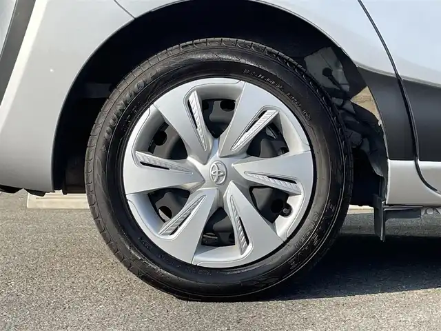 トヨタ シエンタ ハイブリッド ファンベースX 和歌山県 2022(令4)年 4.3万km シルバーM 後期型/社外ナビ/バックカメラ/パワースライドドア/ETC/トヨタセーフティセンス/オートハイビーム/USB/オートライト/フロアマット