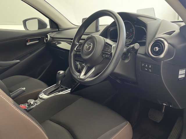 マツダ マツダ２ 15S プロアクティブ スマートED 沖縄県 2020(令2)年 3.7万km セラミックM 純正メーカーSDナビ/メーカーOP（CD/DVD/フルセグTV）/Bluetooth/全方位カメラ/バックカメラ/コーナーセンサー/スマートブレーキサポート/レーダークルーズコントロール/レーンキープアシスト/LEDヘッドライト/ETC/前席シートヒーター/ステアリングスイッチ/電動格納ミラー/ウインカーミラー/取扱説明書/ナビ取扱説明書