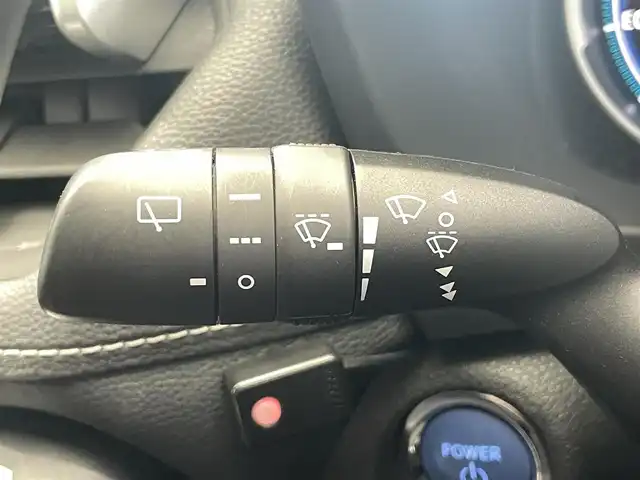 トヨタ ＲＡＶ４ ハイブリッドG 鹿児島県 2022(令4)年 4.3万km ホワイトパールクリスタルシャイン 禁煙車　/純正ナビ/(フルセグTV/Bluetooth/CD/DVD)/トヨタセーフティセンス/　・衝突軽減ブレーキ/　・レーンキープアシスト/　・追従型クルーズコントロール/デジタルインナーミラー/バックカメラ/シートメモリー付きパワーシート/前席シートヒーター/前席シートベンチレーション/置くだけ充電/ステアリングリモコン/ステアリングヒーター/ブラインドスポットモニター/前後ドライブレコーダー/ハンズフリーパワーバックドア/オートマチックハイビーム/LEDヘッドライト/4WD/純正ドアバイザー
