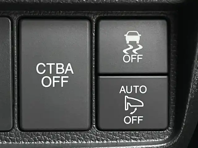 ホンダ Ｎ ＯＮＥ RS 宮崎県 2018(平30)年 6.4万km ブリティッシュグリーンP 純正ナビ【VXM-184VFi】/(AM.FM.Bluetooth.DVD.CD)/バックカメラ/ドライブレコーダー/パドルシフト/クルーズコントロール/オートライト/オートエアコン/横滑り防止機能/衝突軽減ブレーキ/ターボ/社外サスペンション/リアスタビライザー/ワイドトレッドスペーサー/柿本マフラー/社外スピーカー/スマートキー/スペアキー