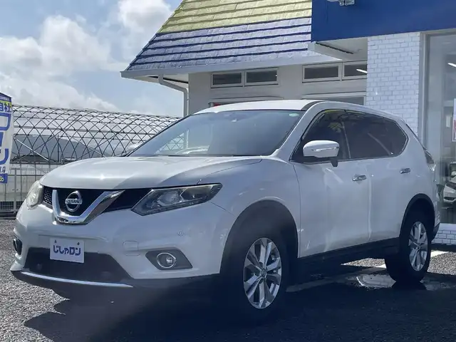 日産 エクストレイル 20X エマージェンシーブレーキ 徳島県 2016(平28)年 8.6万km ブリリアントホワイトパール (株)IDOMが運営する【じしゃロン徳島店】の自社ローン専用車両になりますこちらは現金またはオートローンご利用時の価格です。/自社ローンご希望の方は別途その旨お申付け下さい”	/エマージェンシーブレーキ/純正９型ナビゲーション　/（フルセグ/CD/DVD/SD/Bluetooth)/バックカメラ　/純正17インチアルミホイール/リヤフリップダウンモニター　/レザーシート　/両席シートヒーター/プッシュスタート/スマートキー/ウィンカーミラー/２カメラドライブレコーダー　/ＬＥＤヘッドライト　/フォグランプ　/ＥＣＯモード切替/トラクションコントロール/アイドリングストップ　/ステアリングリモコン/電動格納ミラー/純正フロアマット　/サイドバイザー/Ｗエアバック/１２Ｖ１２０Ｗアクセサリーソケット