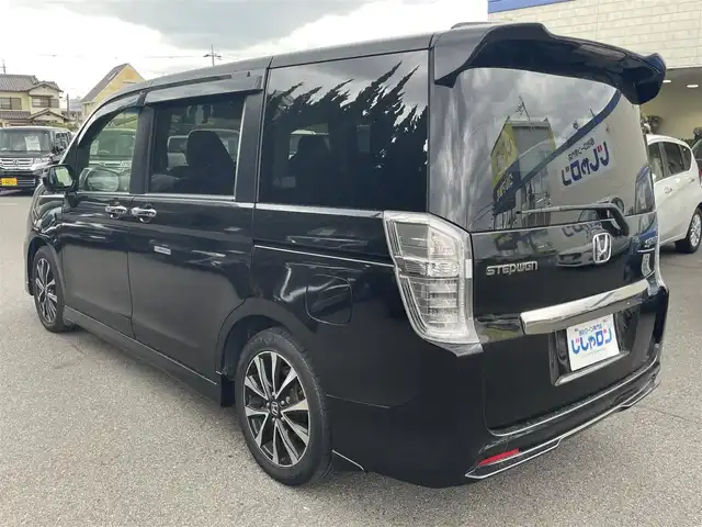 ホンダ ステップワゴン スパーダ Z クールスピリット 和歌山県 2012(平24)年 10.2万km プレミアムスパークルブラックパール (株)IDOMが運営する【じしゃロン和歌山店】の自社ローン対象車両になります。こちらは現金ご利用時の価格です。自社ローンご希望の方は別途その旨お申付け下さい。/社外ナビ/Bluetooth/テレビ/バックカメラ/フリップダウンモニター/オートライト/キセノンライト/フルフラットシート/スマートキー/両側パワースライドドア/ETC/パドルシフト/電動格納ミラー/純正アルミホイール/純正フロアマット