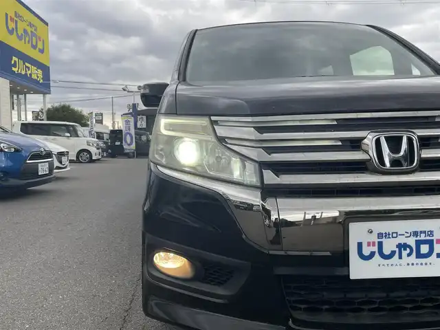 ホンダ ステップワゴン スパーダ Z クールスピリット 和歌山県 2012(平24)年 10.2万km プレミアムスパークルブラックパール (株)IDOMが運営する【じしゃロン和歌山店】の自社ローン対象車両になります。こちらは現金ご利用時の価格です。自社ローンご希望の方は別途その旨お申付け下さい。/社外ナビ/Bluetooth/テレビ/バックカメラ/フリップダウンモニター/オートライト/キセノンライト/フルフラットシート/スマートキー/両側パワースライドドア/ETC/パドルシフト/電動格納ミラー/純正アルミホイール/純正フロアマット