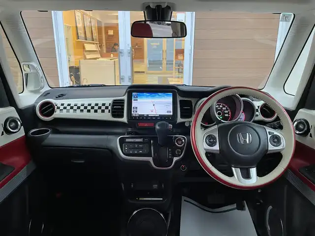 ホンダ Ｎ ＢＯＸ スラッシュ X ターボパッケージ 宮崎県 2015(平27)年 5.2万km プレミアムホワイトパールⅡ カリフォルニアダイナースタイル/8インチメモリナビ/フルセグテレビ/サウンドマッピングスピーカー/バックカメラ/アイドリングストップ/クルーズコントロール/シートヒーター/ステアリングヒーター