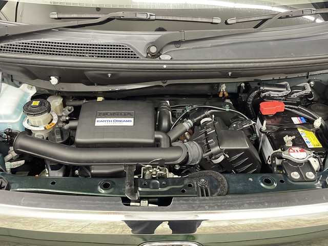 ホンダ Ｎ ＢＯＸ G L ホンダセンシング 長崎県 2020(令2)年 1.1万km ブリティッシュグリーンP 禁煙車/社外ナビ（CN-E310D）/バックカメラ/オートライト/LEDヘッドランプ/クルーズコントロール/ETC/ドライブレコーダー/衝突軽減システム/車線逸脱警告装置/ステアリングスイッチ/電格ウィンカーミラー/片側パワースライドドア/プッシュスタート/社外アルミホイールタイヤ有