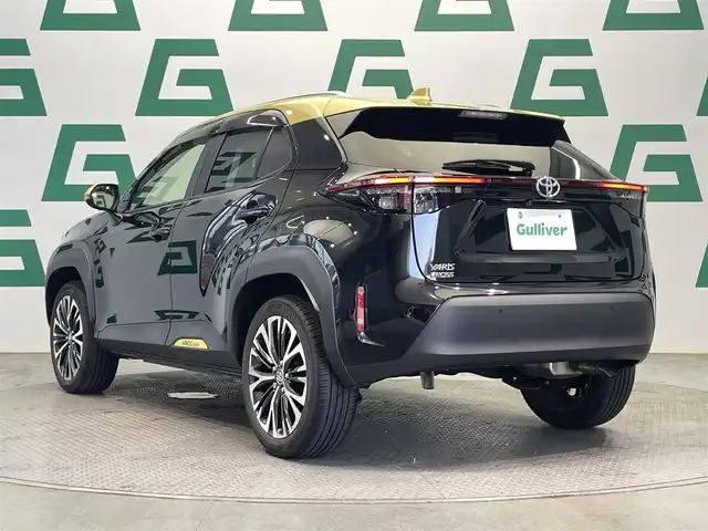 トヨタ ヤリスクロス Z 鹿児島県 2020(令2)年 1.1万km ブラスゴールドメタリック/ブラックマイカ 2トーン ディスプレイオーディオ　/(Ｂｌｕｅｔｏｏｔｈ/AppleCarPlay)/全方位カメラ　/電動リアゲート/トヨタセーフティセンス/アダプティブクルーズコントロール　/レーントレーシングアシスト/ロードサインアシスト/前後コーナーセンサー　/オートマチックハイビーム　/ＬＥＤヘッドライト　/運転席パワーシート　/DN席シートヒーター/ハーフレザーシート　/ビルトインETC/純正アルミホイール/純正フロアマット/スマートキー/プッシュスタート