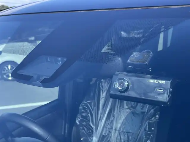 トヨタ ヴォクシー ZS 煌Ⅱ 愛媛県 2020(令2)年 5万km ブラック アルパイン製ナビ（Bluetooth/フルセグTV/DVD再生）/ビルトインETC/両側パワースライドドア/クルーズコントロール/前後ドライブレコーダー/バックドアイージークローザー/バックカメラ/3列シート/ウォークスルー/純正アルミホイール/純正フロアマット/LEDヘッドライト