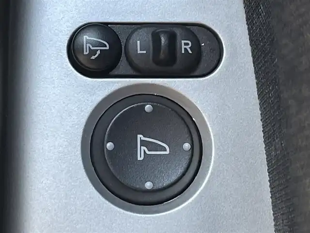 ホンダ Ｎ ＢＯＸ カスタム G ターボ Lパッケージ 兵庫県 2016(平28)年 6.4万km スマートブラック 社外SDナビ/両側パワスラ/純正フロアマット/純正アルミホイール/クルーズコントロール/バックカメラ/フルセグTV/Bluetooth接続/ビルトインETC/スイッチスタート/シートリフター/CD/DVD/ターボ/リア席サンシェード