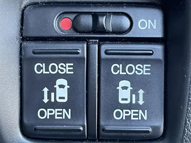 ホンダ Ｎ ＢＯＸ カスタム G ターボ Lパッケージ 兵庫県 2016(平28)年 6.4万km スマートブラック 社外SDナビ/両側パワスラ/純正フロアマット/純正アルミホイール/クルーズコントロール/バックカメラ/フルセグTV/Bluetooth接続/ビルトインETC/スイッチスタート/シートリフター/CD/DVD/ターボ/リア席サンシェード