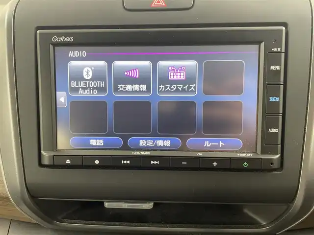 ホンダ フリード G ブラックスタイル 埼玉県 2022(令4)年 1.2万km プラチナホワイトパール 両側パワースライドドア/衝突軽減ブレーキ(CMBS)/純正メモリナビ(型式：GB5-3202567)/CD/DVD/Bluetooth/フルセグ/クルーズコントロール/バックカメラ/ＥＴＣ/前席シートヒーター/プッシュスタート/スマートキー/保証書・取説