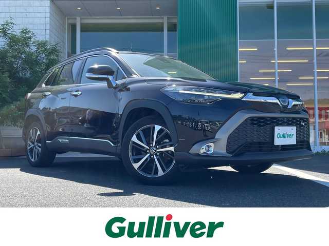トヨタ カローラ クロス ハイブリッド Z 岡山県 2023(令5)年 3.1万km アティチュードブラックマイカ 純正9インチディスプレイオーディオ/AM、FM、Bluetooth、AppleCarplay/AndroidAuto/パノラミックビューモニター/ビルトインETC/パワーバックドア/前後ドライブレコーダー　DC-DR652/前席シートヒーター/ハーフレザーシート/トヨタセーフティセンス/・プリクラッシュセーフティ/・オートマチックハイビーム/・ロードサインアシスト/・レーントレーシングアシスト/・レーダークルーズコントロール/・先行車発進告知機能/・ブラインドスポットモニター/・パーキングサポートブレーキ/ブレーキホールド/電動パーキングブレーキ
