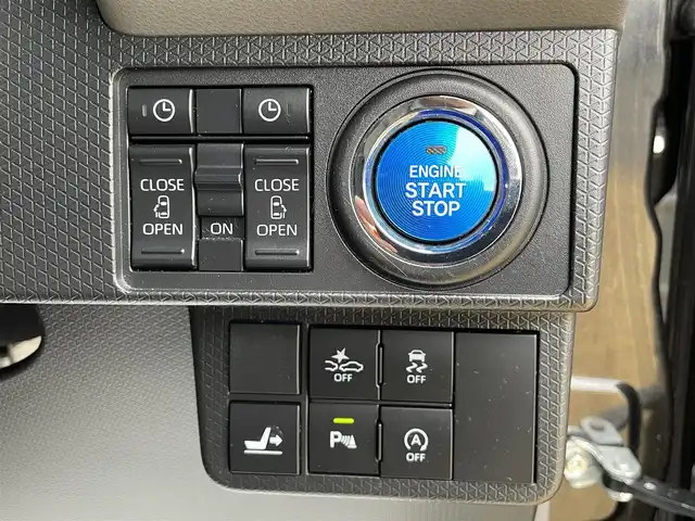 スバル シフォン カスタムRS スマートアシスト 宮崎県 2020(令2)年 5.3万km ブラックマイカメタリック ロッソモデロマフラー/9インチメモリナビ/フルセグテレビ/フリップダウンモニター/全方位カメラ/アイドリングストップ/ウィンカーミラー/クルーズコントロール/両側パワースライドドア/ETC