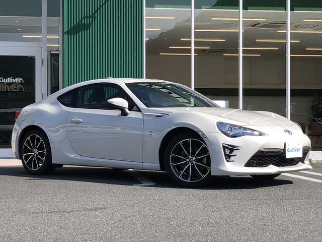 トヨタ ８６ GT 愛媛県 2016(平28)年 3.1万km パール 純正ナビ(NSCD-W66)/・CD ワンセグTV SD Bluetooth AUX /バックカメラ /ETC /クルーズコントロール /パドルシフト /LEDオートライト /純正アルミホイール /スマートキー /取扱説明書 /保証書