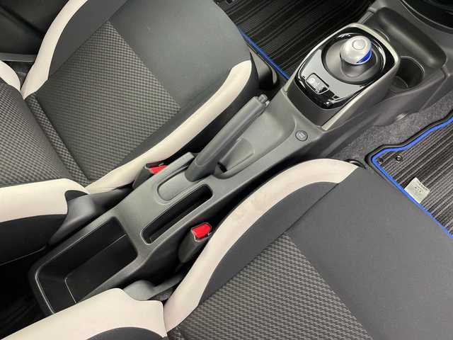 日産 ノート e－パワー X Vセレクション 新潟県 2020(令2)年 4.9万km シャイニングブルー 純正メモリナビ【MJ320D-W】/　フルセグTV/Bluetooth/CD/DVD/USB/衝突被害軽減ブレーキ/レーンキープアシスト/アラウンドビューモニター/デジタルインナーミラー/前後コーナーセンサー/ドライブレコーダー/ETC/横滑り防止装置/LEDヘッドライト/オートライト