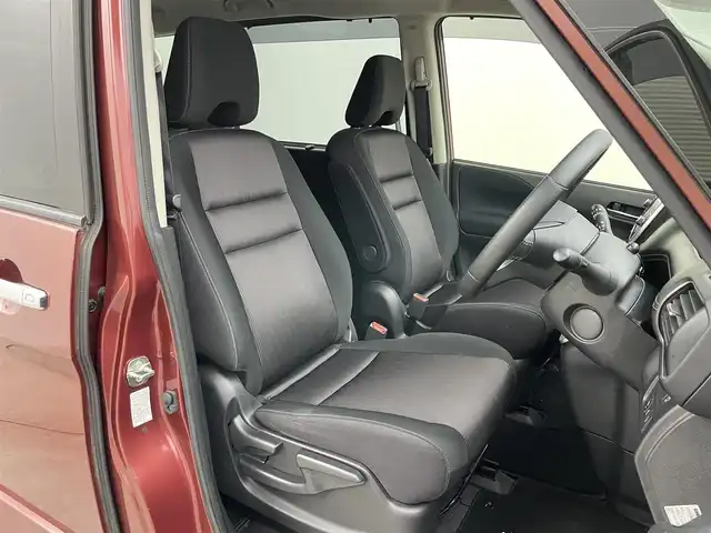 日産 セレナ ハイウェイスター Vセレクション 岡山県 2018(平30)年 6.5万km マルーンレッド 2トーン 純正9型ナビ MM517D-L/地デジ/Bluetooth/DVD/CD/アラウンドビューモニター/両側パワースライドドア/エマージェンシーブレーキ/クルーズコントロール/LEDヘッドライト/前後ドライブレコーダー /ビルトインETC/純正フロアマット/オートライト/プッシュスタート /スマートキー/パーキングアシスト /純正16インチアルミホイール