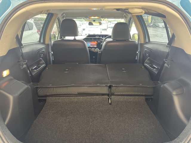 トヨタ アクア X－URBAN 愛知県 2014(平26)年 3万km クールソーダメタリック 純正9型ナビ/フルセグ/Bluetooth/バックカメラ/ステアリングスイッチ/ドアバイザー/スマートキー/プッシュスタート/電動格納ミラー