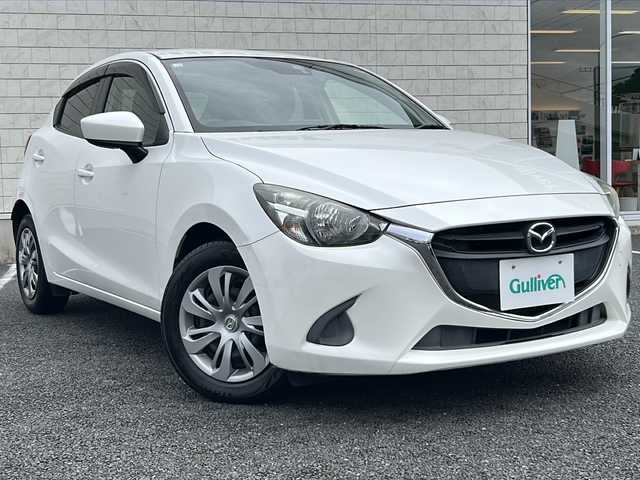 マツダ デミオ 13S 千葉県 2014(平26)年 2.1万km スノーフレイクホワイトパールマイカ 純正ナビ/CD/DVD/Bluetooth/バックカメラ/衝突軽減ブレーキ/ドライブレコーダー/ETC/ステアリングスイッチ/ドアバイザー/アイドリングストップ/プッシュスタート/スペアキー/取扱説明書/保証書