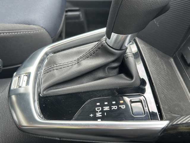 マツダ デミオ 13S 千葉県 2014(平26)年 2.1万km スノーフレイクホワイトパールマイカ 純正ナビ/CD/DVD/Bluetooth/バックカメラ/衝突軽減ブレーキ/ドライブレコーダー/ETC/ステアリングスイッチ/ドアバイザー/アイドリングストップ/プッシュスタート/スペアキー/取扱説明書/保証書