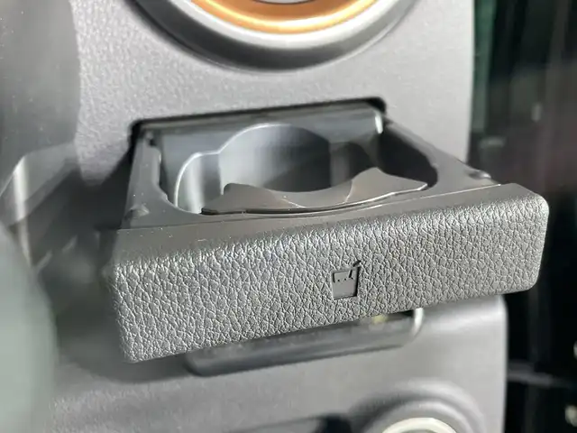 トヨタ パッソ モーダ 福岡県 2019(令1)年 5.4万km ダークエメラルドマイカ 禁煙車/純正メモリナビ/・CD/BT/SD/ワンセグTV/・バックモニター/スマートアシスト/・衝突警報機能/・衝突回避支援ブレーキ機能/・車線逸脱警報機能/・誤発進抑制制御機能/・オートハイビーム/コーナーセンサー/ドライブレコーダー前後/ETC/ステアリングリモコン/LEDヘッドライト/・オートライト/アイドリングストップ/スマートキー/・プッシュスタート