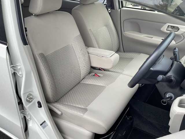 ダイハツ ムーヴ L SAⅢ 鹿児島県 2018(平30)年 6.9万km パールホワイトⅢ 社外ナビ（CN-E300D）/バックカメラ/地デジテレビ/Bluetooth/前後ドライブレコーダー/コーナーセンサー/衝突軽減システム/LEDヘッドランプ/オートライト/オートハイビーム/社外フロアマット/取説/保証書