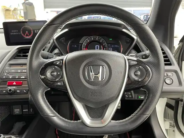 ホンダ Ｓ６６０ α 大分県 2015(平27)年 4.2万km プレミアムスターホワイトP 純正オーディオ/AM、FM、Bluetooth、USB、HDMI/ETC/バックカメラ/純正OPフロントフェイスキット/純正LEDフォグライト/純正OPリアロアバンパー/純正OPアクティブスポイラー/Muduloステルス塗装ホイール/シフトノブ（チタン製）×シフトノブ（グレーステッチ）/サイドブレーキカバーグレーステッチ（本革製）