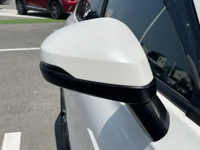 ホンダ ヴェゼル ハイブリッド e:HEV Z 香川県 2022(令4)年 2.1万km プラチナホワイトパール Honda SENSING/純正9インチワイドディスプレイナビ/　AM FM Bluetooth AppleCarPlay AndroidAuto/フルセグTV/ビルトインETC2.0/レーダークルーズコントロール/全方位カメラ/ドライブレコーダー/置くだけ充電/BSM/LEDオートヘッドライト/シーケンシャルターンランプ/デジタルインナーミラー/ハーフレザーシート/シートヒーター(前席)/パワーバックドア/純正18インチアルミホイール/スマートキー2本/ワンオーナー