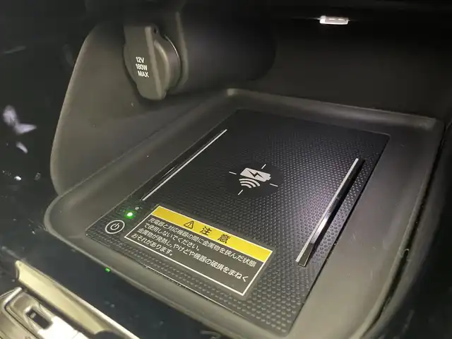 ホンダ ヴェゼル ハイブリッド e:HEV Z 愛知県 2022(令4)年 2.1万km プラチナホワイトパール Honda SENSING/純正9インチワイドディスプレイナビ/　AM FM Bluetooth AppleCarPlay AndroidAuto/フルセグTV/ビルトインETC2.0/レーダークルーズコントロール/全方位カメラ/ドライブレコーダー/置くだけ充電/BSM/LEDオートヘッドライト/シーケンシャルターンランプ/デジタルインナーミラー/ハーフレザーシート/シートヒーター(前席)/パワーバックドア/純正18インチアルミホイール/スマートキー2本/ワンオーナー