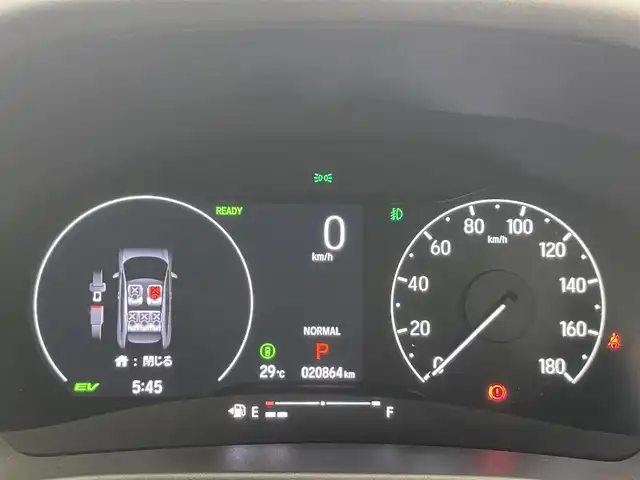 ホンダ ヴェゼル ハイブリッド e:HEV Z 愛知県 2022(令4)年 2.1万km プラチナホワイトパール Honda SENSING/純正9インチワイドディスプレイナビ/　AM FM Bluetooth AppleCarPlay AndroidAuto/フルセグTV/ビルトインETC2.0/レーダークルーズコントロール/全方位カメラ/ドライブレコーダー/置くだけ充電/BSM/LEDオートヘッドライト/シーケンシャルターンランプ/デジタルインナーミラー/ハーフレザーシート/シートヒーター(前席)/パワーバックドア/純正18インチアルミホイール/スマートキー2本/ワンオーナー