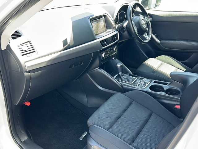 マツダ ＣＸ－５ XD Lパッケージ 埼玉県 2015(平27)年 9万km ソウルレッドプレミアムメタリック (株)IDOMが運営する【じしゃロン熊谷店】の自社ローン専用車両になりますこちらは現金またはオートローンご利用時の価格です。自社ローンご希望の方は別途その旨お申付け下さい/純正ナビ/　（フルセグTV/Bluetooth/AM/FM/CD）/バックカメラ/ETC/ブラインドスポットモニター/レーダークルーズコントロール/前席パワーシート/前席シートヒーター/レザーシート/純正19インチアルミホイール/アイドリングストップ/スマートキー/プッシュスタート/ステアリングリモコン/純正フロアマット/車両取扱説明書