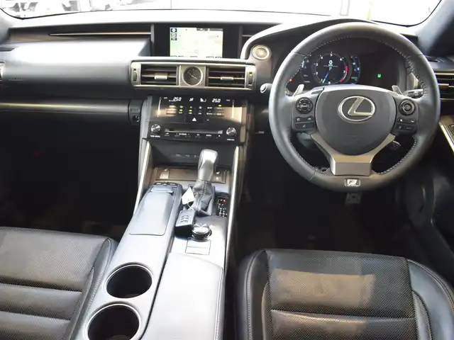 レクサス ＩＳ 250 Fスポーツ 神奈川県 2014(平26)年 5.5万km ブラック サンルーフ/黒革シート/フロントパワーシート/運転席メモリーシート/シートヒーター/エアシート/レーンディパーチャーアラート/レーダークルーズコントロール/BSM/オートハイビーム/パドルシフト/純正ナビ（地デジ、bluetooth)/バックカメラ/前後ドライブレコーダー/ビルトインETC2.0