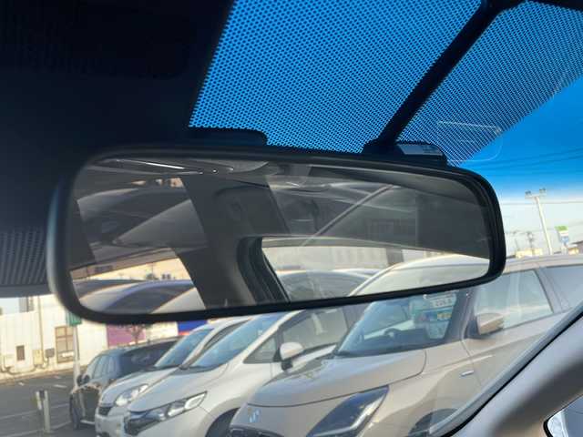 ホンダ シャトル ハイブリッド ホンダセンシング 青森県 2020(令2)年 11.7万km シャイニンググレーM 4WD/純正SDナビ/バックカメラ/衝突軽減ブレーキ/追従クルーズコントロール/誤発進抑制機能/レーンキープアシスト/前方ドライブレコーダー/ビルトインETC/ワイパーデアイサー/プッシュスタート/スマートキー