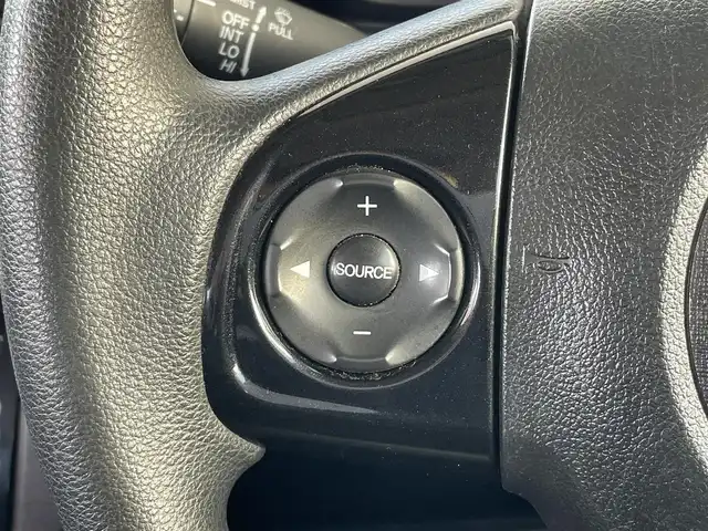 ホンダ Ｎ ＯＮＥ プレミアム ツアラー 兵庫県 2013(平25)年 6.9万km プレミアムブルームーンパール (株)IDOMが運営する【じしゃロン神戸名谷店】の自社ローン対象車両になります。こちらは現金ご利用時の価格です。/自社ローンご希望の方は別途その旨お申付け下さい。/社外SDナビ/CD/DVD/BT/フルセグTV/バックカメラ/ステアリングスイッチ/LEDヘッドライト/オートライト/ウィンカーミラー/純正14インチAW/ETC