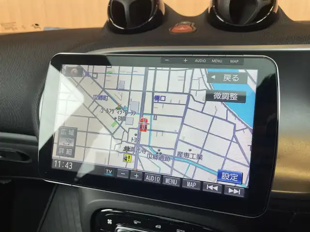 スマート ＭＣＣ スマート フォーフォー BRABUSスポーツ 愛知県 2018(平30)年 3万km 青／白 ９インチナビ　/ＴＶ　/バックカメラ　/Ｂｌｕｅｔｏｏｔｈ　/ブルーレイ再生　/黒革シート　/シートヒーター　/クルコン　/ＬＫＡ　/衝突被害軽減ブレーキ　/パドルシフト　/ＬＥＤヘッドライト　/ガラスルーフ　/ＥＴＣ