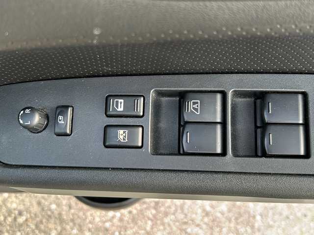 日産 エクストレイル 20Stt 福島県 2013(平25)年 7.4万km ヒマラヤンカーキ 純正ナビ　バックＣ　フルセグＴＶ　ＢＴ　ＥＴＣ　追従型クルコン　ダウンヒルアシストコントロール　４×４－ｉモード　スマートキー　スタッドレスタイヤ付１６インチＡＷ車載　ＡＣ　電格ミラー　ＰＷ　ＰＳ