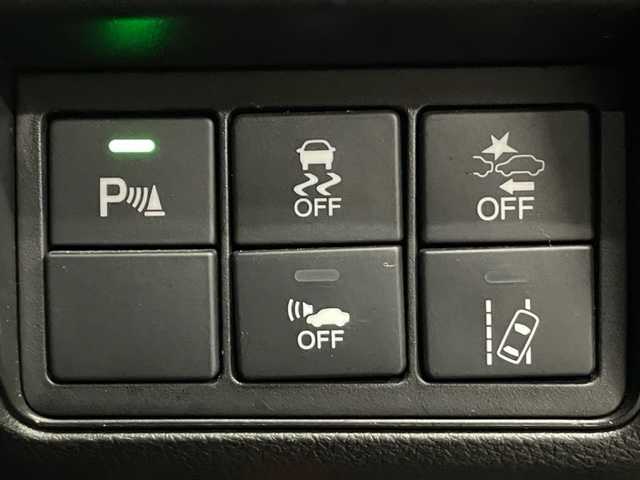 ホンダ オデッセイ ハイブリッド アブソルートセンシングEXパック 茨城県 2016(平28)年 8.8万km クリスタルブラックパール 純正ナビ　/-BT/フルセグ/AM/FM/両側パワースライドドア　/全方位カメラ　/ＥＴＣ　/HONDA SENSING/・アダプティブクルーズコントロール/・衝突軽減ブレーキ/・車線維持支援システム/・誤発進抑制機能/・先行車発進お知らせ機能/・オートハイビーム/・標識認識機能/ブラインドスポットモニター　/パーキングアシスト　/プッシュスタート　/ＬＥＤライト　/オートライト/スマートキー×2