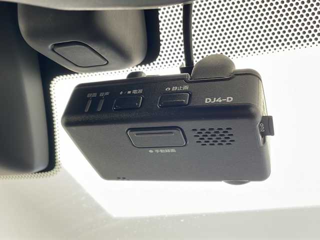 日産 エクストレイル 20X 沖縄県 2019(平31)年 7.2万km ブリリアントホワイトパール 純正9インチナビ（MM518D-L）/　CD/DVD/BD/SD/BT/フルセグTV/アラウンドビューモニター/ETC/ナビ連動ドライブレコーダー（DJ4-D）/デジタルインナーミラー/エマージェンシーブレーキ/コーナーセンサー/アイドリングストップ/パワーバックドア/合皮シート/LEDヘッドライト/オートライト/純正18インチAW/純正フロアマット/プッシュスタート/スマートキ―